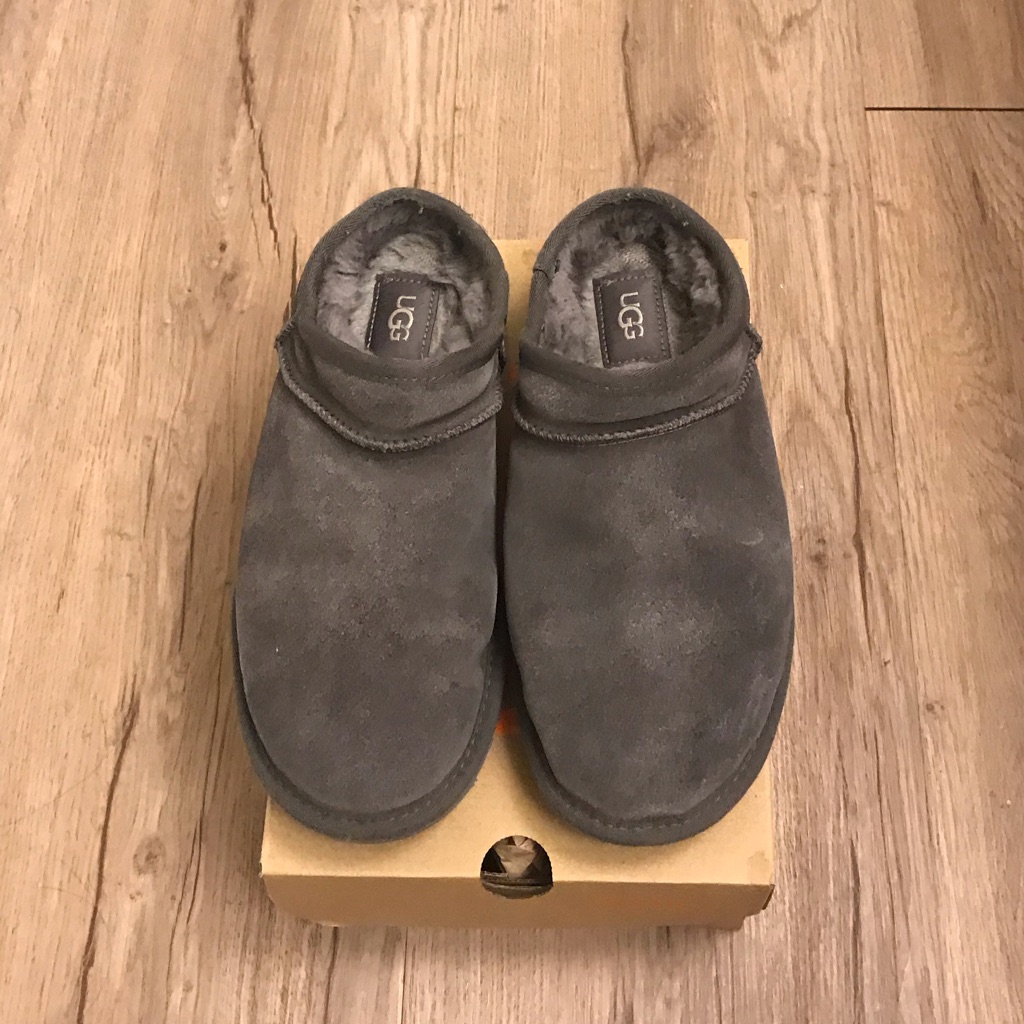 Authentic Ugg Slipper